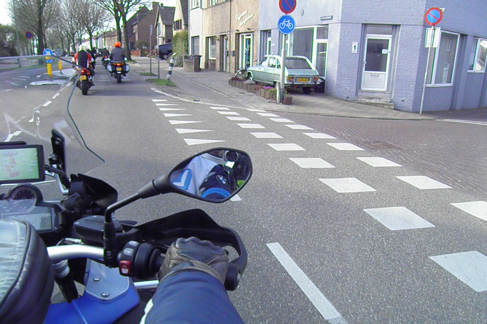 Motorrijbewijspoint Didam theorie cursus online
