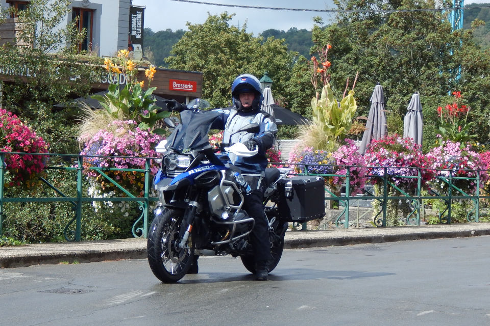 Motorrijbewijspoint Didam examengarantie AVB en AVD